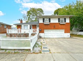 147 Brookside Dr, Valley Stream, NY 11581