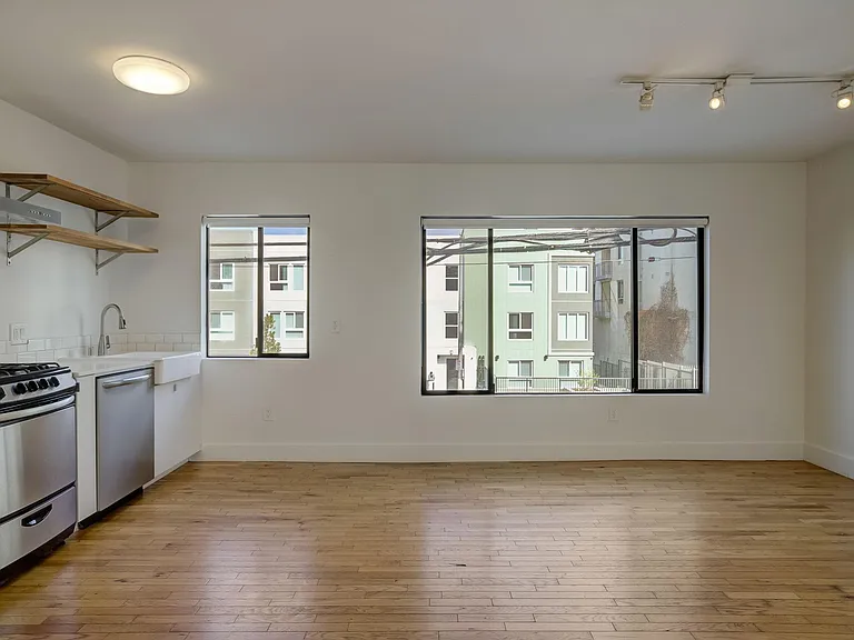 306 N Bonnie Brae St #1 — Photo 11