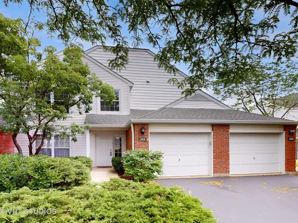 111 Meadowbrook Ln #44-B, Lake Bluff, IL 60044