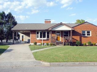 4419 Harford Cir NW, Roanoke, VA 24012