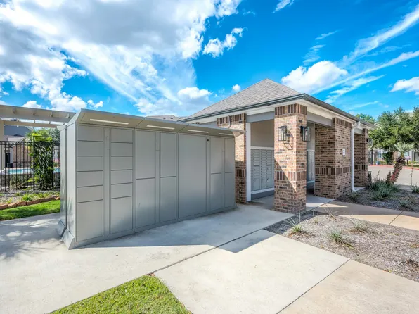 SYNC at Green Trails