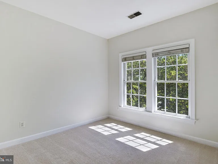 8416 Churchside Dr — Photo 58