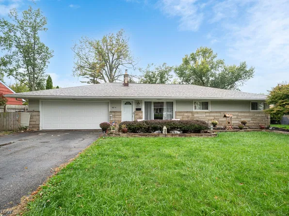 6074 Cedarwood Rd, Mentor On The Lake, OH 44060