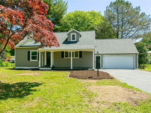 854 Gravel Rd, Webster, NY 14580