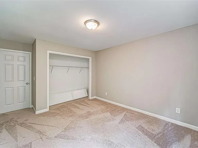 2218 Woodfern Dr — Photo 39