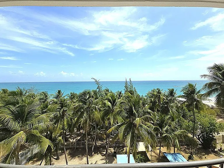 37 Avenue Isla Verde — Photo 2