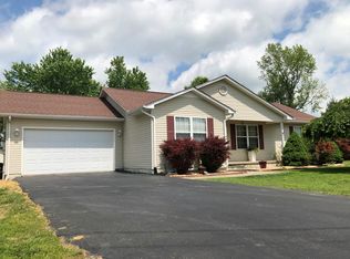 248 Serenity Dr, Sparta, TN 38583