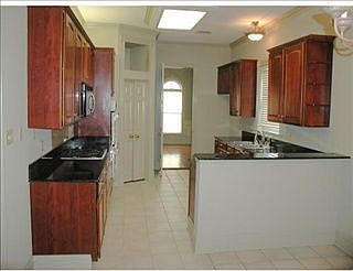 2nd image of 617 Hesper Ave