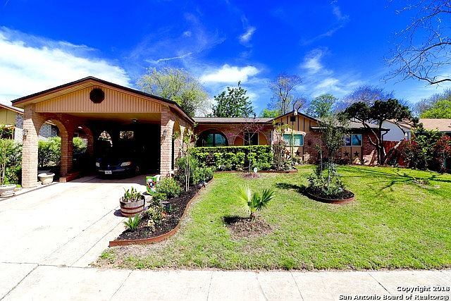 1st image of 3134 Royalton Dr