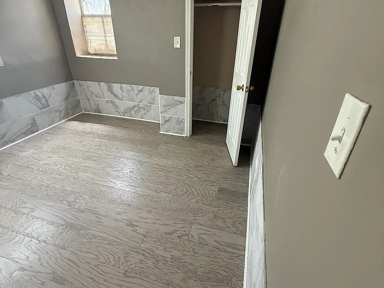 1656 S Karlov Ave — Photo 3