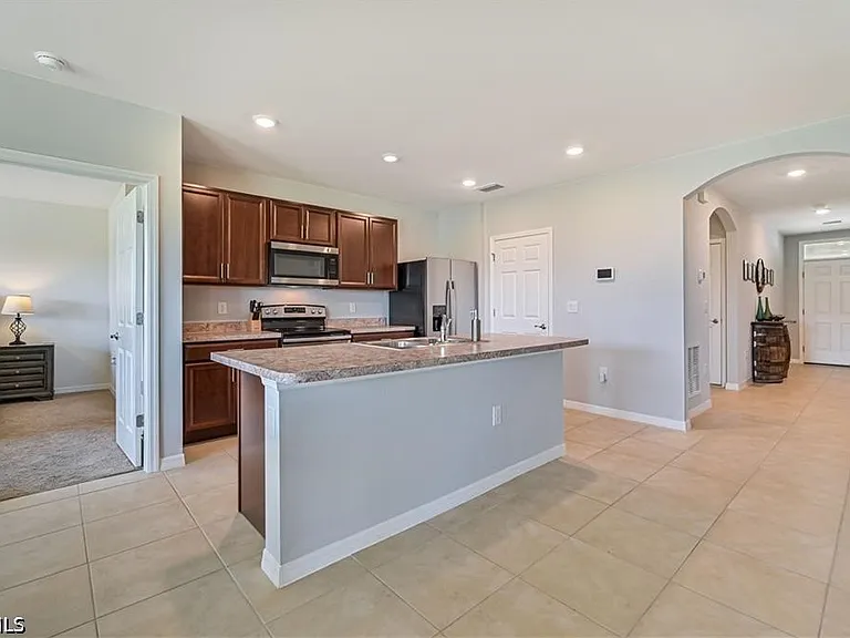 10507 Crossback Ln — Photo 5
