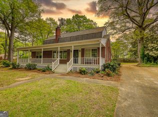 177 Fairview Dr, Fairburn, GA 30213