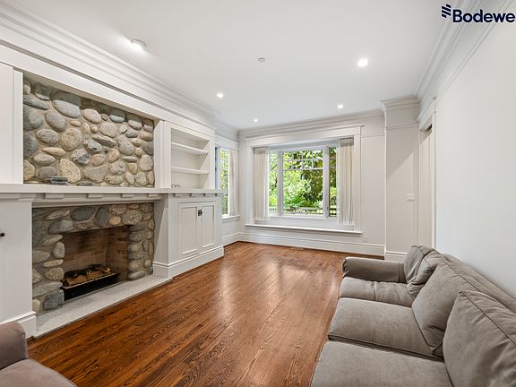4th image of 6362 Churchill St