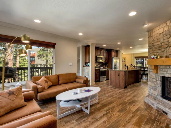 158 Holly Ln, Stateline, NV 89449