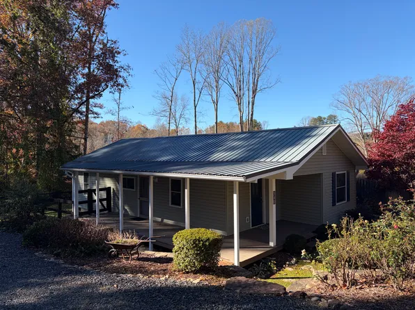 540 Island Ford Rd, Brevard, NC 28712