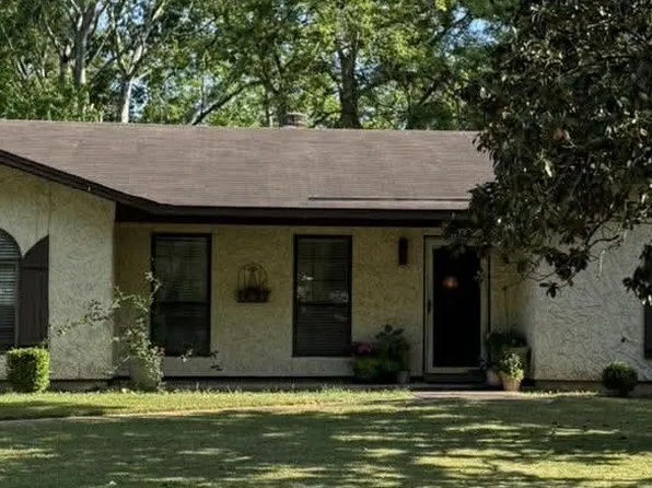 2722 Woodley Park Dr, Montgomery, AL 36116