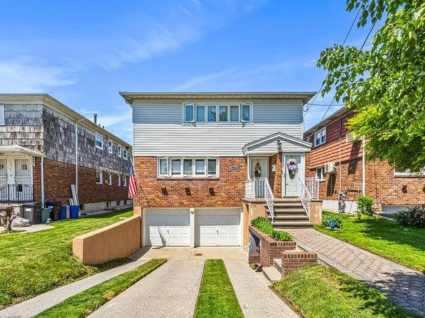 14645 25th Dr, Flushing, NY 11354