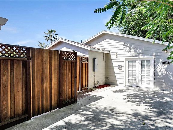 3rd image of 1003 Empey Way