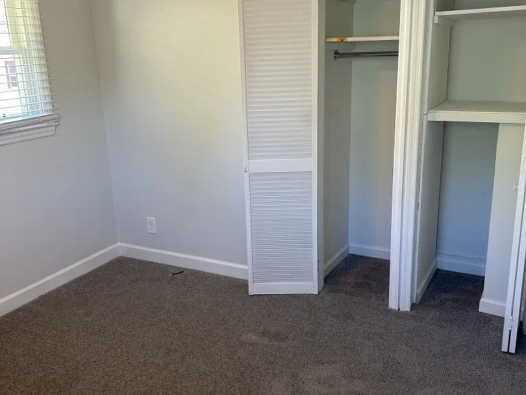 104 Elizabeth Dr — Photo 15
