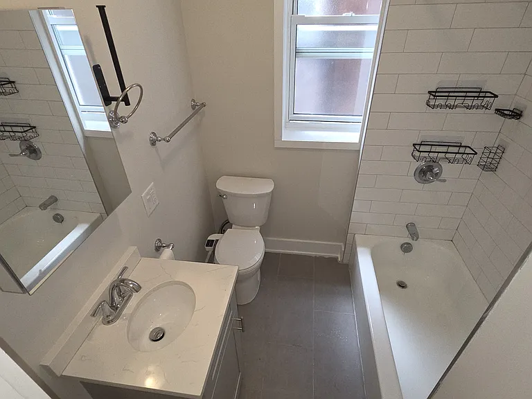 92 Tonnelle Ave #7 — Photo 8