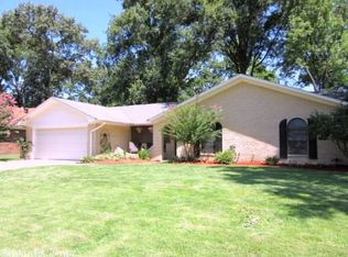 48 Smoking Oak Dr, Conway, AR 72034