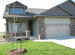 1282 Copper Mountain Dr, North Liberty, IA 52317