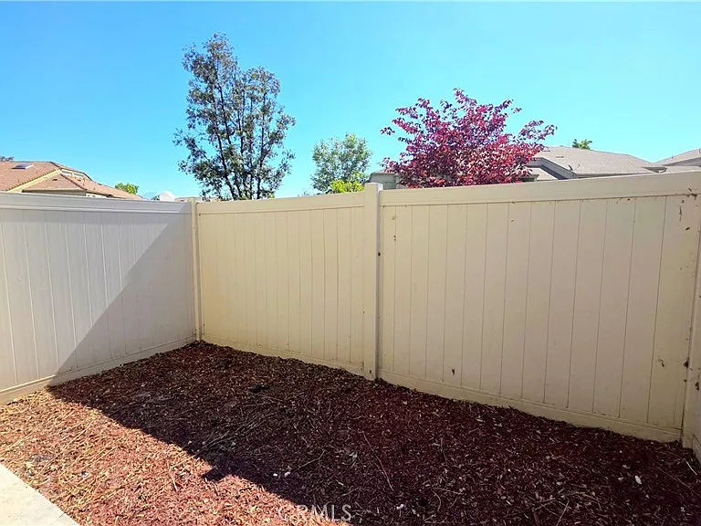 25 Carriage Way — Photo 19