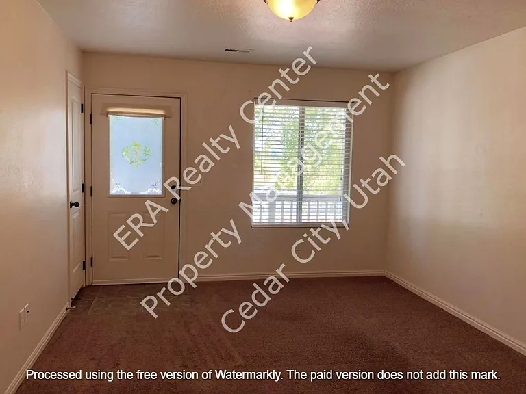 4152 W 25 N — Photo 4