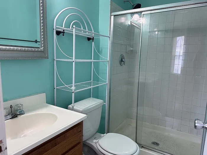 1323 Hampshire Dr #1 — Photo 16