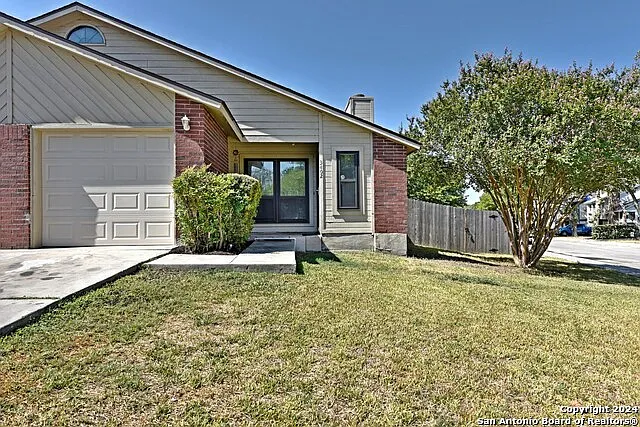 3402 Ridge Ash — Photo 1