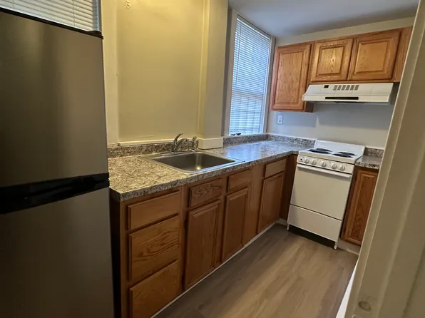 91 Main St #8, Northfield, MA 01360