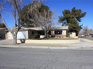 647 E Pillsbury St, Lancaster, CA 93535