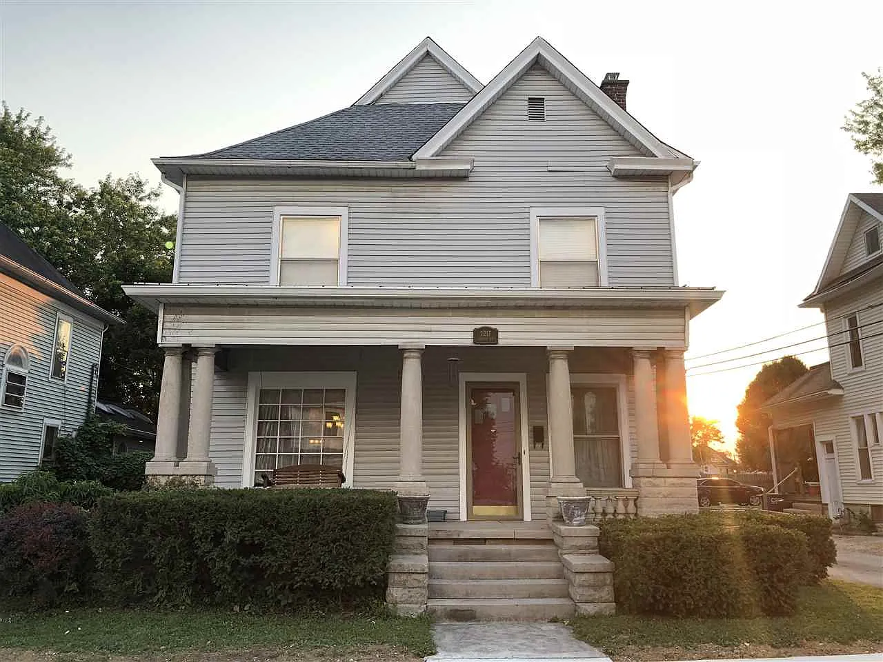 1217 L St photo 1