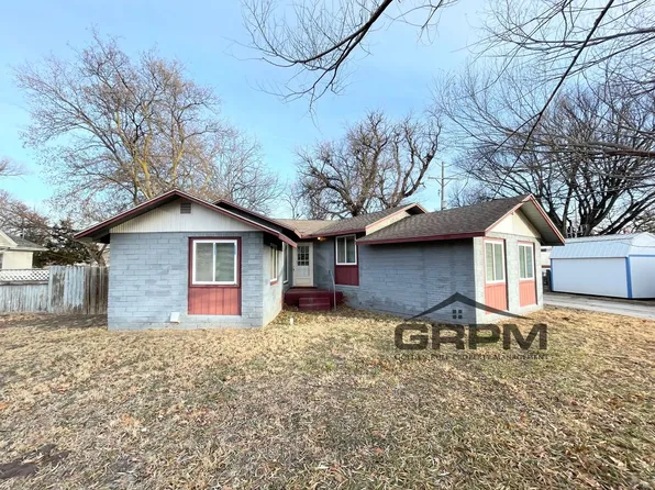 514 W 9th Ave, Hutchinson, KS 67501
