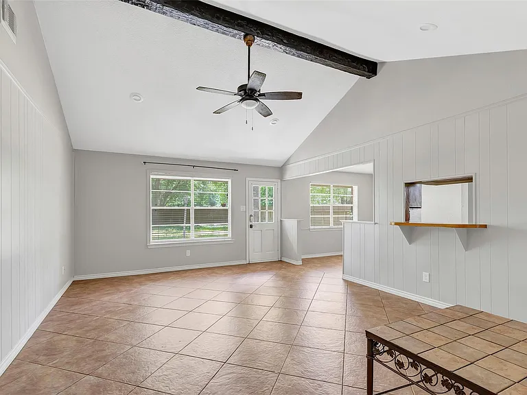 2414 Chanay Ln — Photo 20