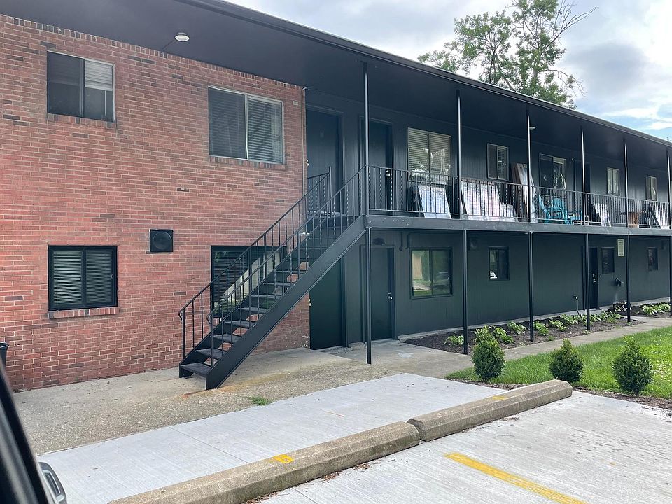 1st image of 1136 Highland St APT I
