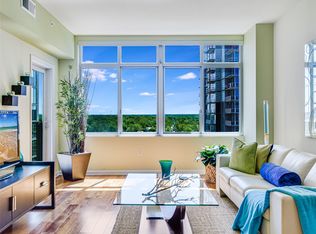 54 Rainey St APT 1215, Austin, TX 78701