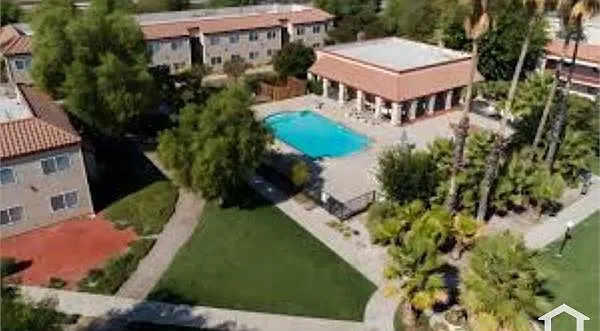 1 bed, 688 sqft, $1,482 — Photo 4