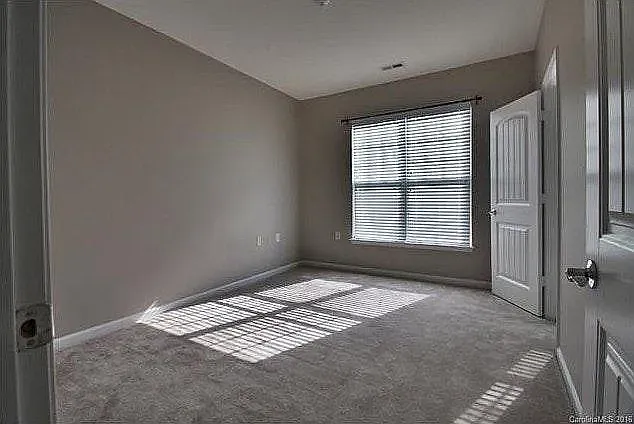 14160 Castle Abbey Ln — Photo 8