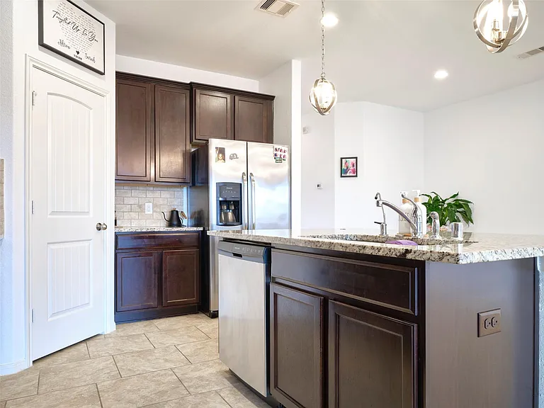 12629 Pirate Bend Dr — Photo 12