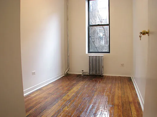 Rented by Concept Real Estate Group | media 23