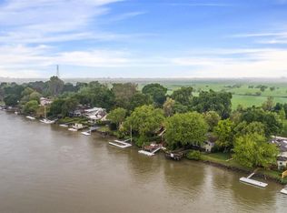 17420 Grand Island Rd, Walnut Grove, CA 95690