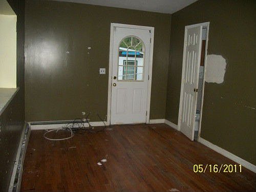 5th image of 47 Church St