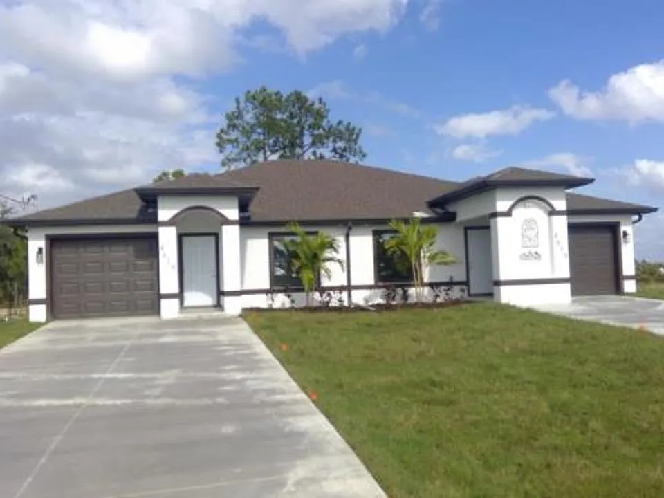 4616-4618 Leonard Blvd S