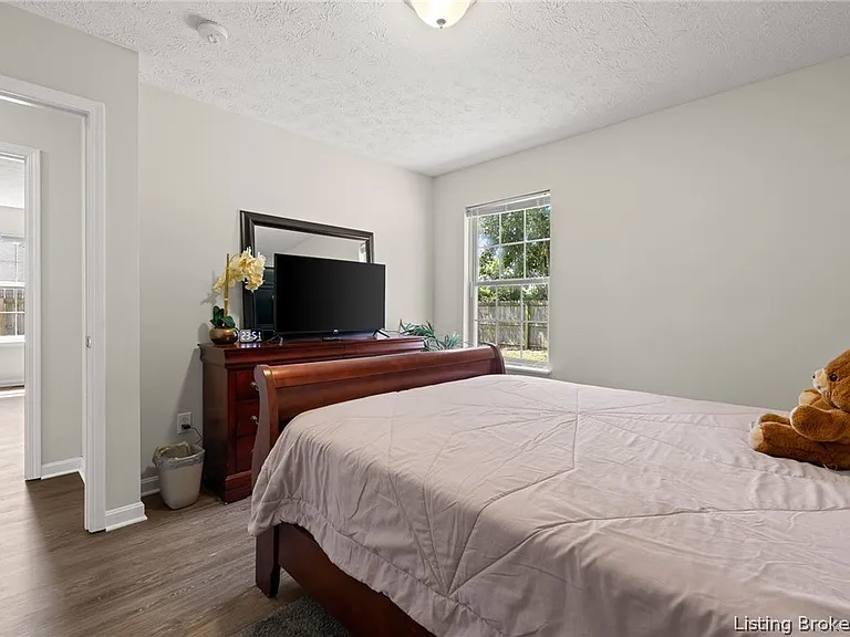 7836 Joseph Dr — Photo 15