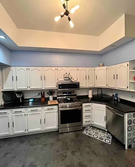 1245 N Rockwell St #1 — Photo 6