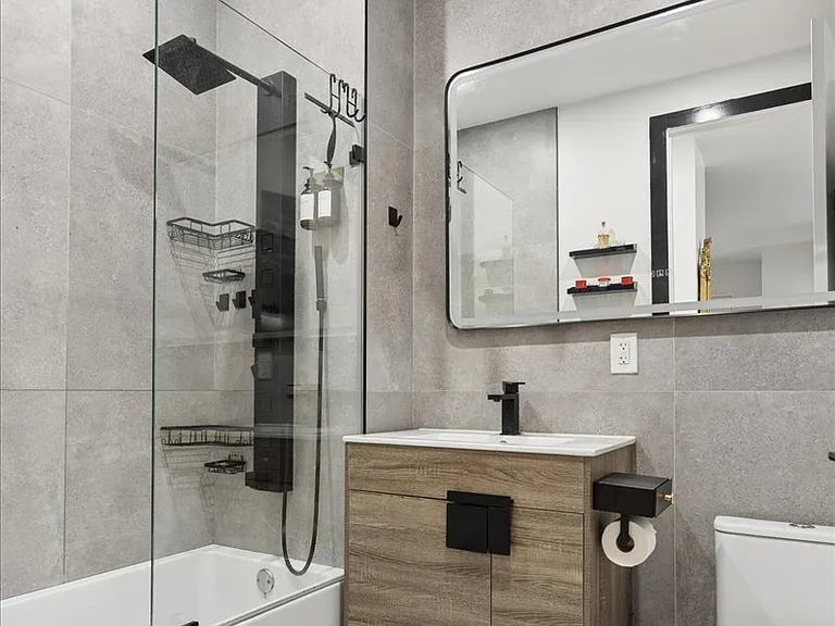 46 Kossuth Pl #1B — Photo 15