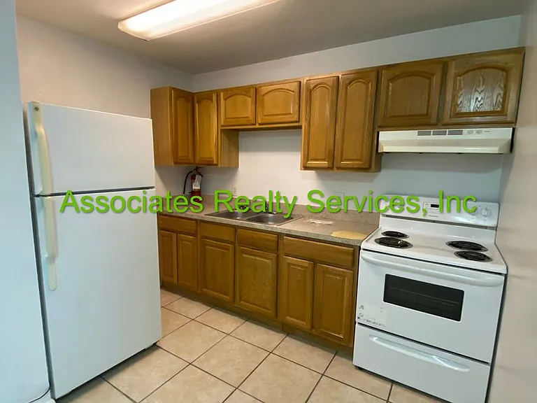 6102-6108 NW 26th St — Photo 9