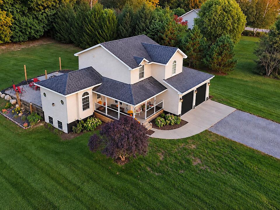 1st image of 4512 Traxton Dr