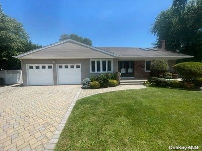 44 Steven Place, Smithtown, NY, 11787